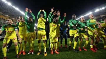 Soccer Football - Ligue 1 - Nantes vs Monaco - The Stade de la Beaujoire - Louis Fonteneau, Nantes, France - November 29, 2017 Nantes players celebrate after the match REUTERS/Stephane Mahe