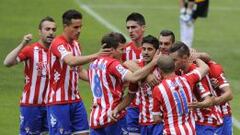 El Sporting gana al Córdoba por 3-0 en un ambiente hostil