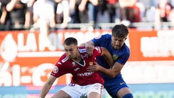 Partido entre el Murcia y el Atlético Madrileño de Primera RFEF.