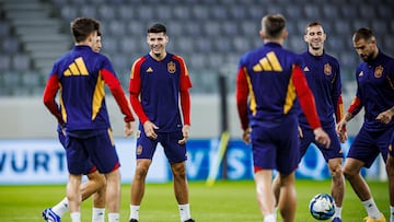 Ya se saben los dorsales de la Selecci¨®n: Aleix, el 14; Grimaldo, el 2...