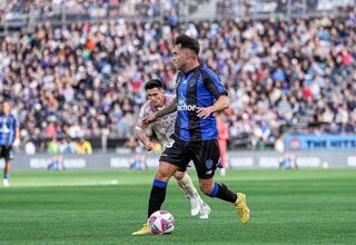 Fue capitán de la U, se fue en silencio y ahora renació en Australia: titular indiscutido