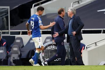 El equipo de Carlo Ancelotti ganó por 0-1 en el debut de la Premier League 2020/2021. James debutó, jugó 91 minutos y tuvo un gran papel. Yerry Mina fue el jefe de la defensa. Calvert Lewin marcó el gol del triunfo. 