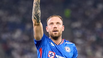 during the 8th round match between Monterrey and Cruz Azul as part of the Liga BBVA MX Varonil, Torneo Clausura 2026 at BBVA Bancomer Stadium, on February 28, 2026 in Monterrey, Nuevo Leon, Mexico.