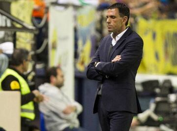 Poyet endured a troubled tenure at Betis.