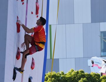 Alberto Gines debuta en escalada con la séptima mejor marca en la prueba de velocidad.