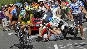 &Oacute;scar Pereiro y George Hincapi&eacute;, durante la subida a Saint Lary Soulan en el Tour de Francia de 2005.