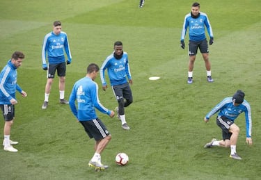 Vinicius: Real Madrid boss Zidane would welcome a loan deal