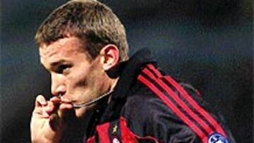 <b>LA CLAVE</b>. El Milán juega el miércoles su eliminatoria de la Champions y si quiere dinero debe venderlo ya