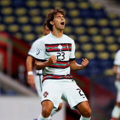 Joao Félix se estrena ante una irreconocible Croacia