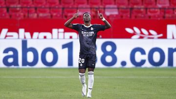 Vinicius, durante el Sevilla-Real Madrid.