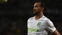 Atletico Nacional Hernan Barcos eyes the ball during a Copa Libertadores football match against Venezuelan Deportivo La Guaira at Atanasio Girardot stadium, in Medellin