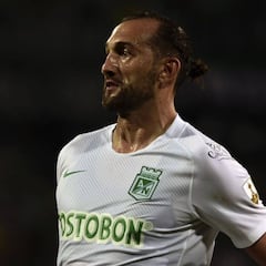 Camiseta de Nacional rinde homenaje a Andrés Escobar