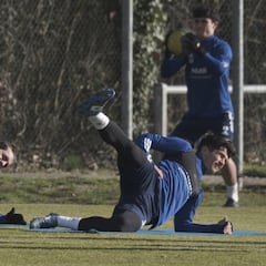 El vestuario del Oviedo se marca el objetivo del play-off