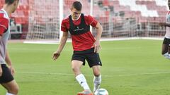 Maras, en un entrenamiento con el Almer&iacute;a.