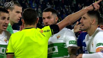 La polémica del Elche-Real Madrid: del gol anulado a Fidel a la expulsión de Marcelo