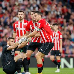 Aprobados y suspensos del Athletic: Simón sigue colosal y De Marcos, incombustible