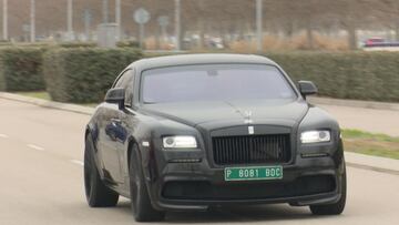 Courtois lo volvió a hacer: apareció con un espectacular Rolls-Royce de más de 300.000 euros