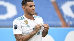 El defensa francés salió del Atlético de Madrid para fichar por el Real Madrid en la temporada 2017-18.