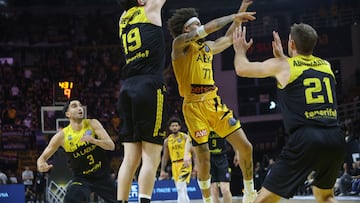 Hunter Hale hizo un roto al Tenerife.