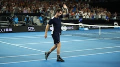 Andy Murray se despide del p&uacute;blico australiano en Melbourne.