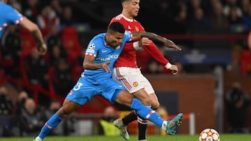 Reinildo y Cristiano, en el Manchester United-Atl&eacute;tico de Champions