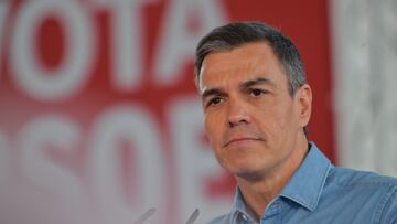 El presidente del gobierno de España y secretario general del PSOE, Pedro Sánchez, interviene en un acto de campaña del PSOE de Castilla-La Mancha, en el Palacio de Congresos y Exposiciones, a 14 de mayo de 2023, en Puertollano, Ciudad Real, Castilla-La Mancha (España). Este mitin de los socialistas se celebra de cara a las próximas elecciones municipales y autonómicas del 28 de mayo. La campaña electoral comenzó en la madrugada del 12 de mayo, y terminará la madrugada del próximo 27 de mayo, 15 días después.
14 MAYO 2023;PSOE;PARTIDO SOCIALISTA;MITIN;CAMPAÑA ELECTORAL;28M;BEBE AGUA;
Eusebio García del Castillo   / Europa Press
14/05/2023