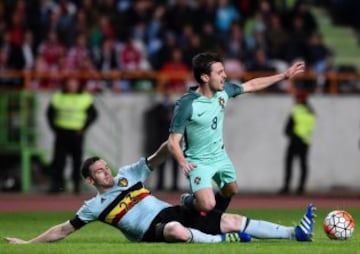 Thomas Vermaelen y Bernardo Silva 