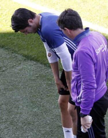 Morata dio el susto por entrada fortuita de Lucas Vázquez, que le provocó un hematoma.