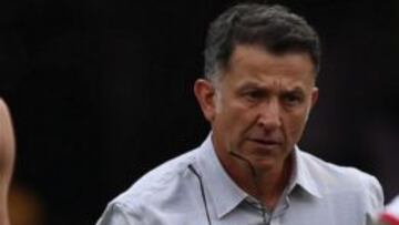Santiago Baños pidió que se deje trabajar al técnico colombiano, antes de destruir el proyecto que iniciará en unos días.