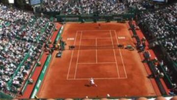 <b>DESAFÍO TOTAL. </b>La Pista Central del Montecarlo Country Club escenificará hoy el desafío total sobre la tierra batida: es Rafa Nadal ante un nuevo asalto de Novak Djokovic.