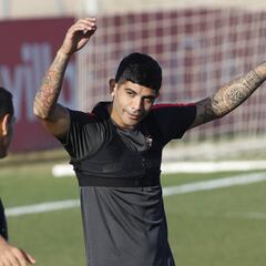 Canales o Banega, una elección que hay que tomar sin el corazón