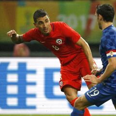 Carlos Carmona está cerca de ser el primer refuerzo de la U