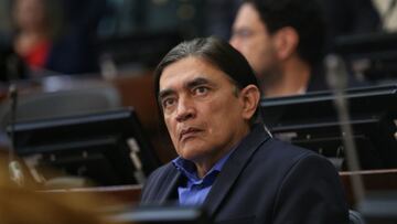 Demanda a Gustavo Bol&iacute;var por ayudas a la Primera L&iacute;nea. Conozca por qu&eacute; han denunciado al senador y qu&eacute; castigo podr&iacute;a recibir en caso de ser culpable.