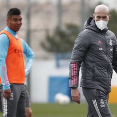 Zidane acude al rescate
