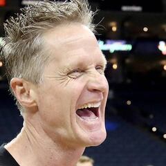 Kerr seguirá con los Warriors; West se va a los Clippers
