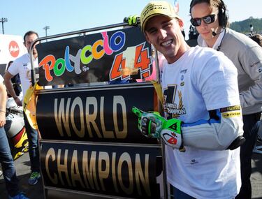 Sucesor de Marc en el palmarés de Moto2 tras acabar subcampeón por detrás del de Cervera un año antes y en 2021 serán compañeros en el box del Repsol Honda. Yamaha y KTM han sido sus equipos en la clase reina: 119 carreas, seis podios y dos poles antes de fichar por Honda.