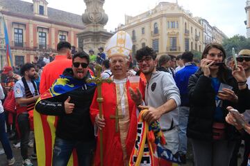 El valencianismo toma Sevilla, en imágenes