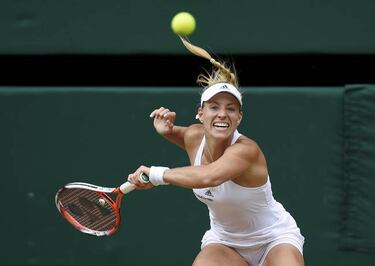 Kerber sets up semi-final with Venus and targets number one