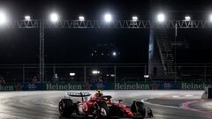 Las Vegas (United States), 17/11/2023.- Scuderia Ferrari driver Carlos Sainz Jr. of Spain in action during a practice session for the Formula 1 Las Vegas Grand Prix, in Las Vegas, USA, 17 November 2023. (Fórmula Uno, España) EFE/EPA/ETIENNE LAURENT
