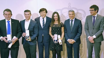 El presidente del Consejo Superior de Deportes (CSD), Jos&eacute; Ram&oacute;n Lete, ha presidido este jueves el ingreso en la Real Orden del M&eacute;rito deportivo (ROMD), en su categor&iacute;a de medalla de bronce, de los karatekas Ana Mar&iacute;a Ibarrondo, Francisco Javier Lezcano y Jos&eacute; Luis Lezcano.