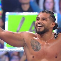 Santos Escobar derrotó a Dragon Lee en WWE Survivor Series War Games