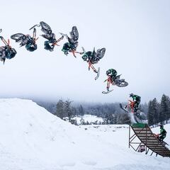 Kyle Demelo aterriza el primer 'frontflip' en snowbike