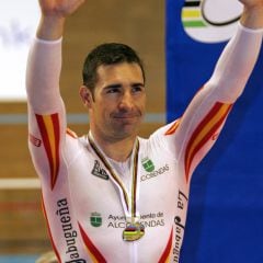 Las escuchas implican al seleccionador Escuredo