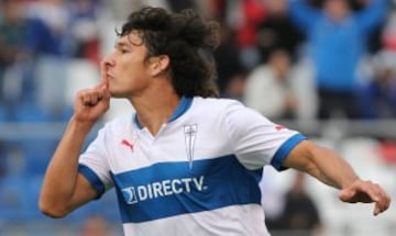 El atacante dejó un mal recuerdo entre los hinchas de Universidad Católica que esperaban mucho más de él por su gran rendimiento en el fútbol peruano.