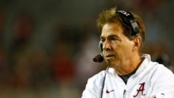 Nick Saban, entrenador de Alabama.