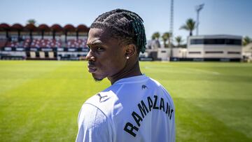 Ramazani, KO mínimo un mes