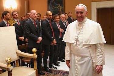 Jorge Mario Bergoglio. Primer papa latinoamericano. Enfatizó la misericordia, la ecología y la justicia social.