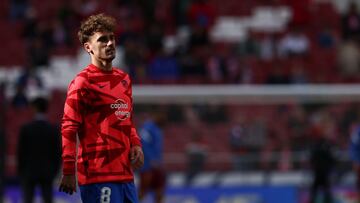 Griezmann, en el calentamiento del Atlético-Granada en el que volvió a quedarse sin gol.