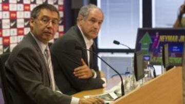 Bartomeu y Zubizarreta, en rueda de prensa.