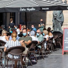 Margarita del Val: “Lo que mata al virus es un 70% de alcohol y la cerveza no llega”